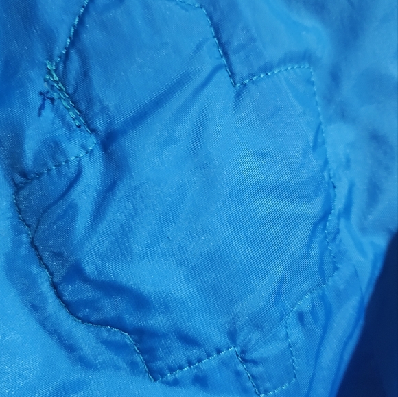 Blue Toronto Maple Leafs Jacket - Picture 5 of 5